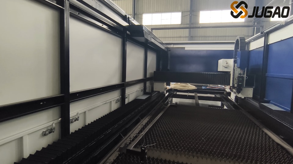 Why Does Laser Cutting Protective Lens Burnout Happen Frequently?