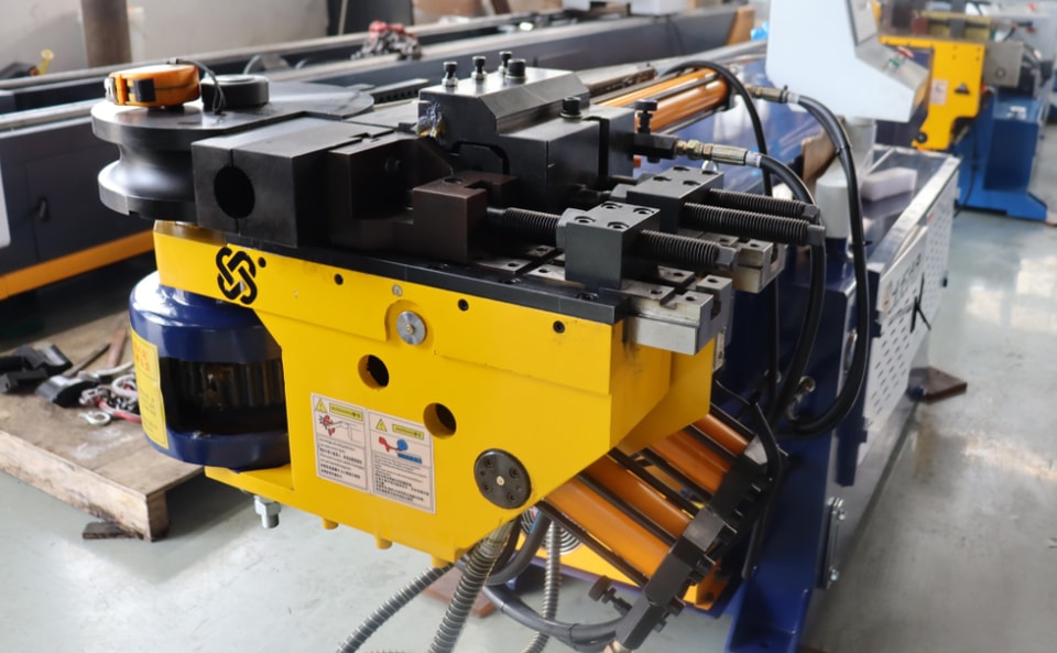 Introduction to Three Power Source Types of Fully Automatic Pipe Bending Machines
