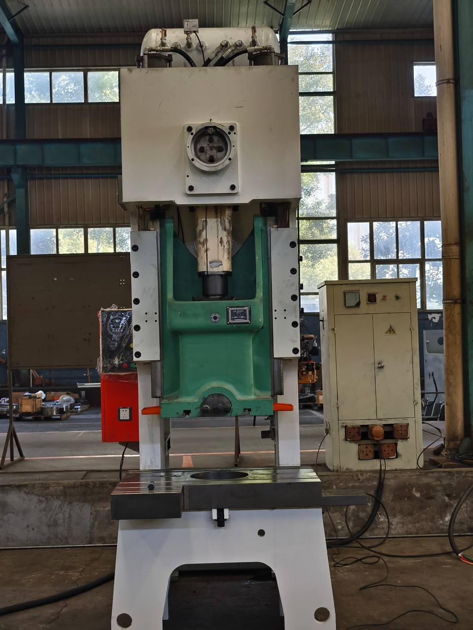 How Are Punching Machines in the Aerospace Industry Used?
