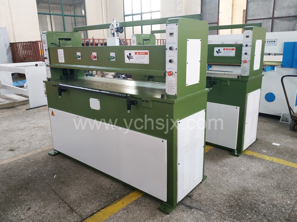 Hydraulic Plane Die Cutting Machine with 1600 Width