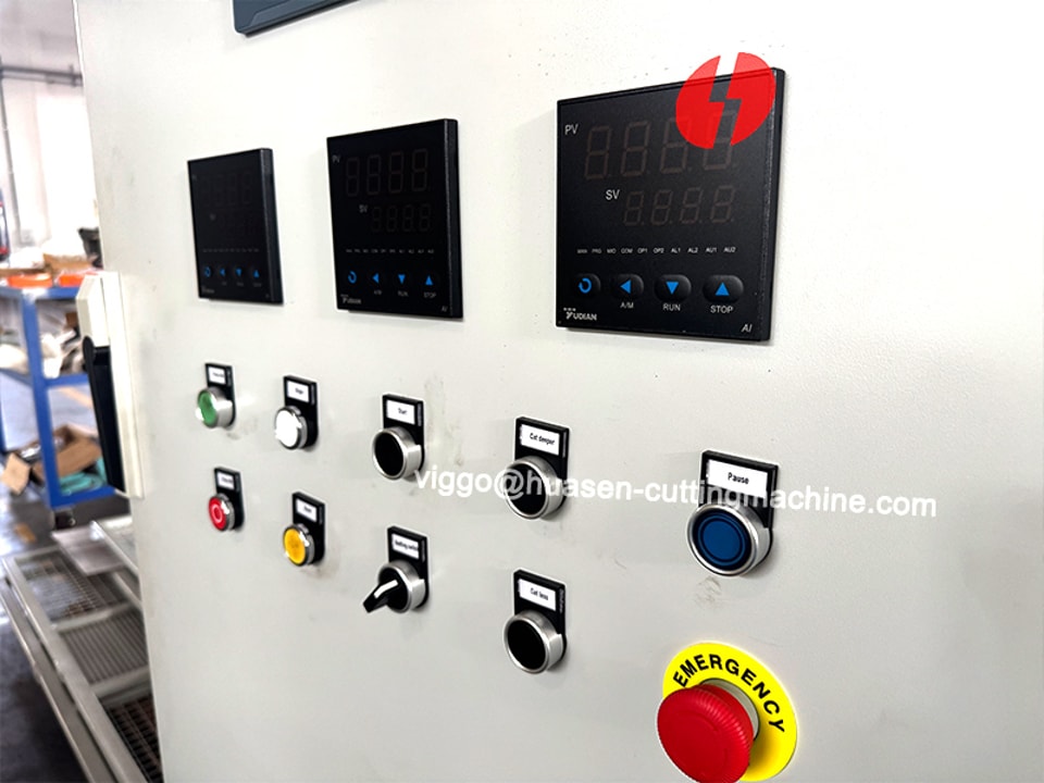 heat-sealing-press-cutting-machine-5.jpg