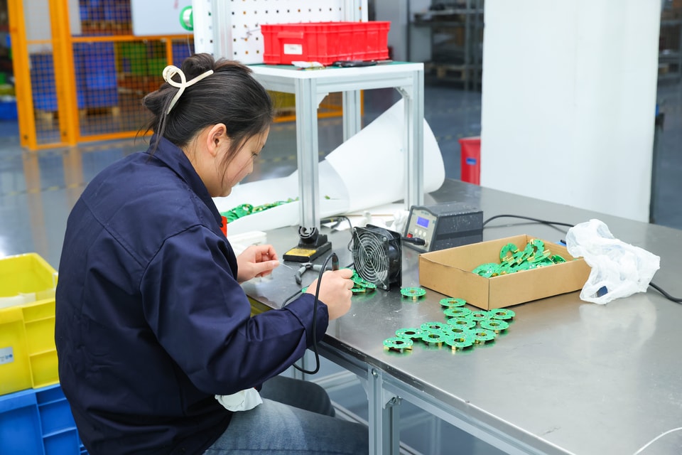 Manufacturing line