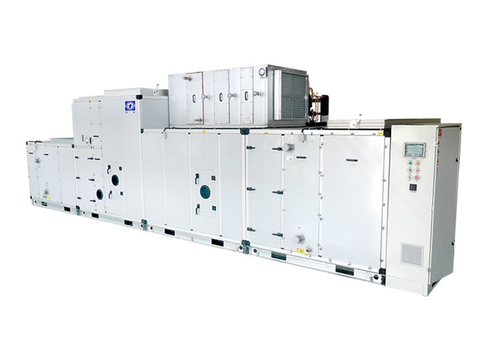 Dehumidifier with heat pump