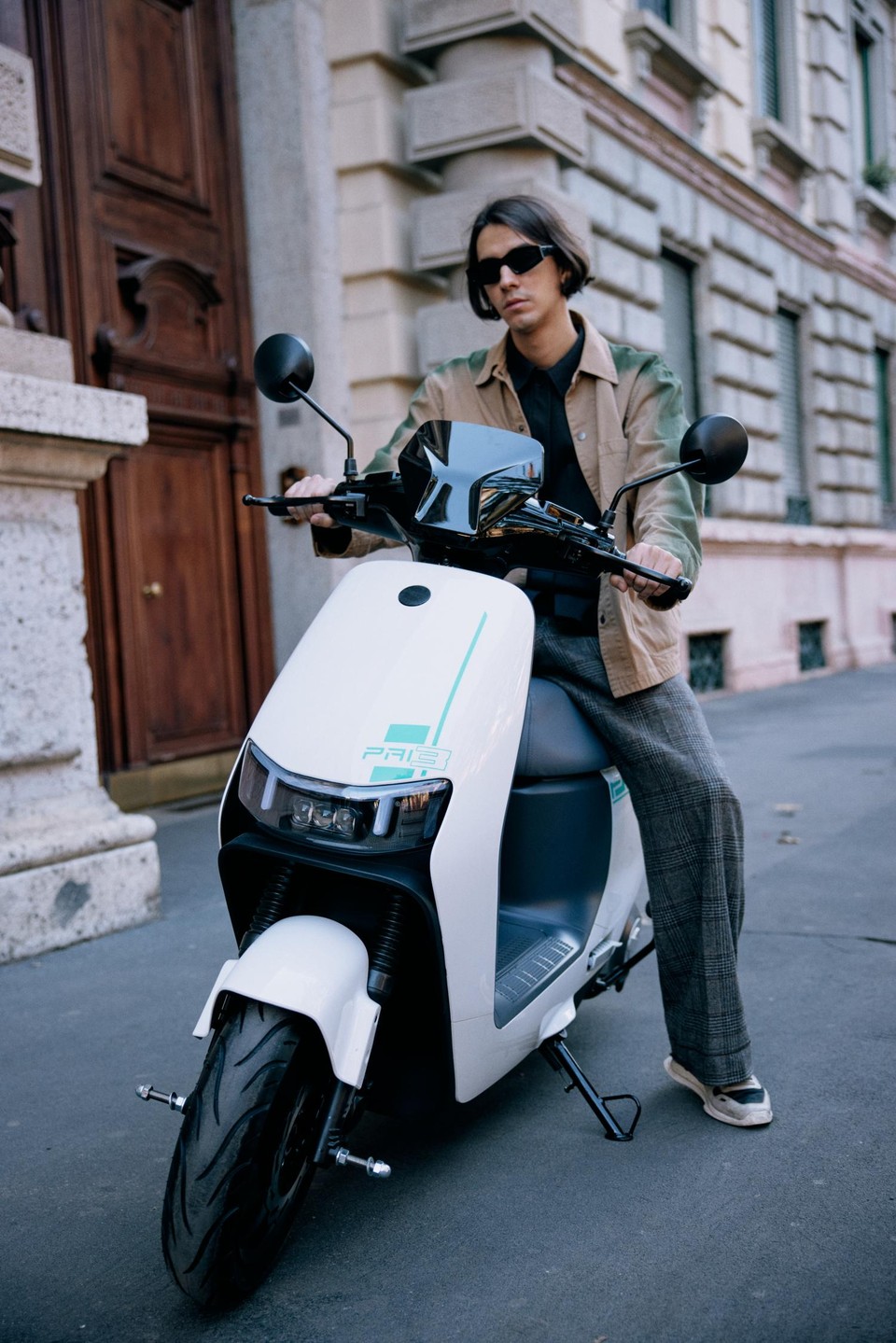 9P0A2665 electric motorcycle detail