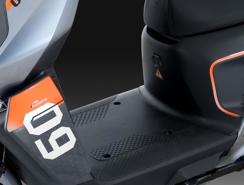 Electric motorcycle comfortable seat cushion