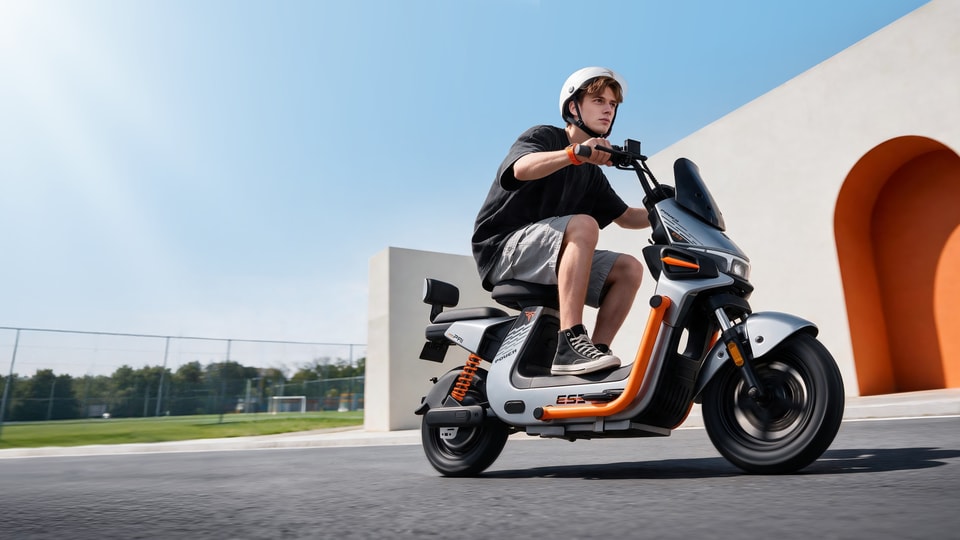 Electric motorcycle road performance