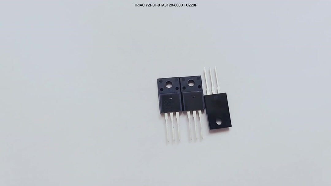 TRIAC BTA312X-600D TO220F 横屏.mp4