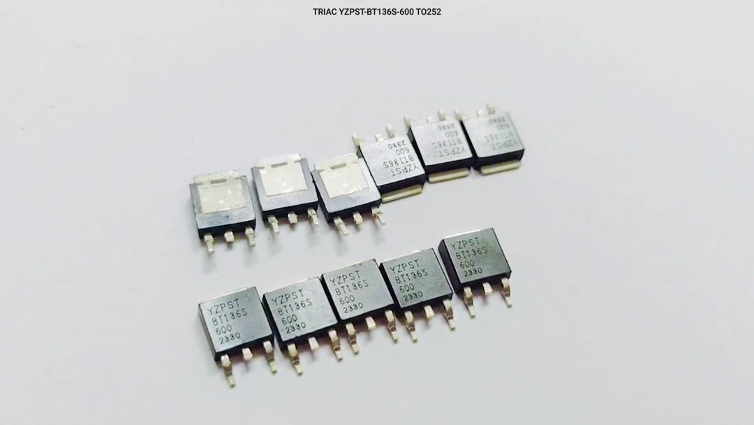 TRIAC BT136S-600 TO252 横屏.mp4