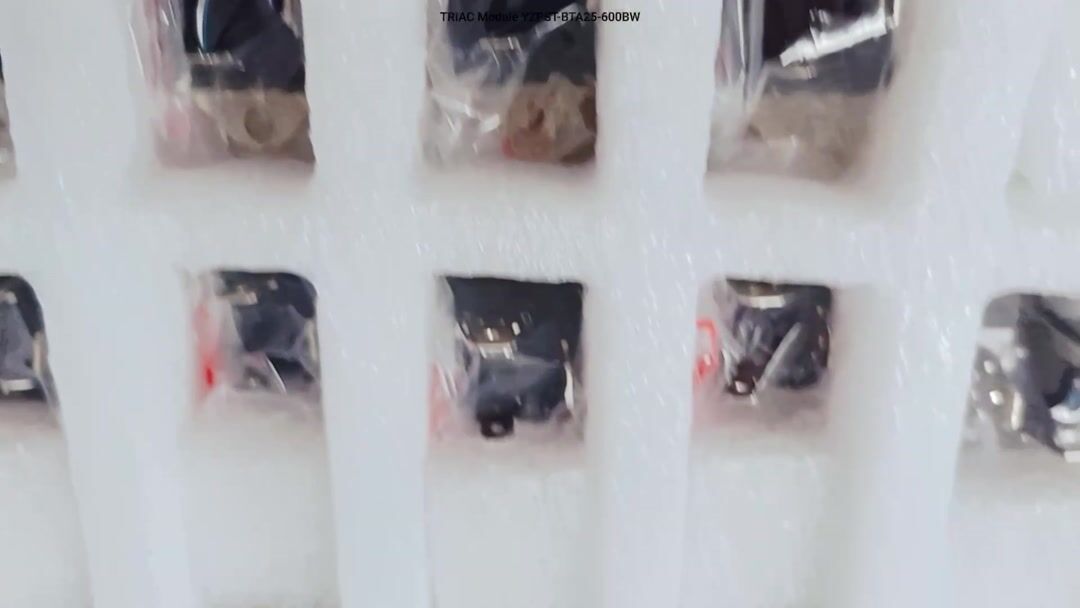 TRIAC Module BTA25-600BW 横屏.mp4